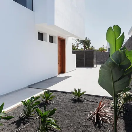 Bernadette Los Mojones Puerto Del Carmen Lanzarote Villa