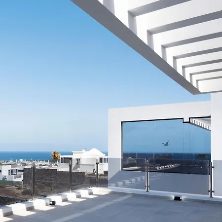 Bernadette Los Mojones Puerto Del Carmen Lanzarote Villa *