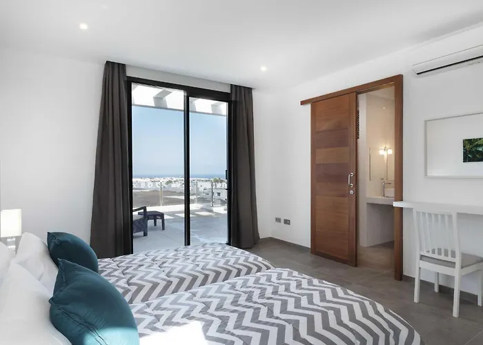 Villa Modern Mojones 3 Bedrooms En-suite Berniente Great Sea Views *