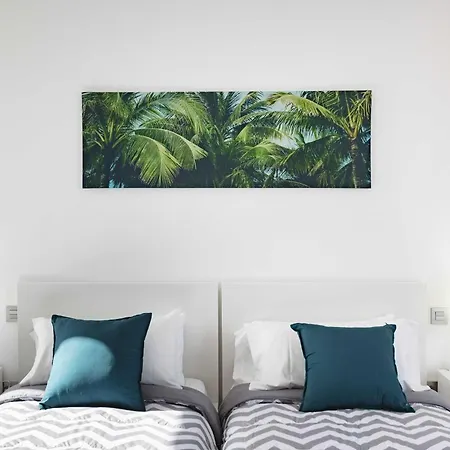 Modern Mojones 3 Bedrooms En-suite Berniente Villa