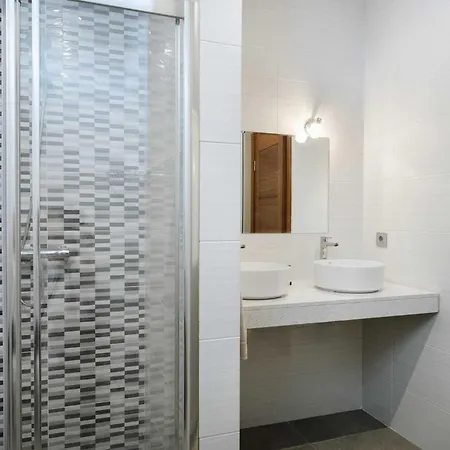 Villa Modern Mojones 3 Bedrooms En-suite Berniente